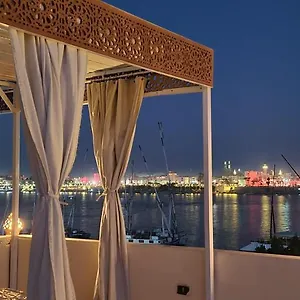 Senmut Luxory Guest house