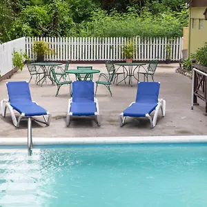 https://pineapple-court-hotel.greaterantilleshotels.net